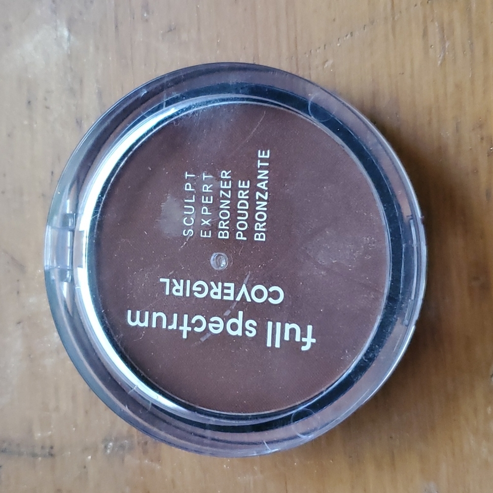 Covergirl Full Spectrum sculpt expert bronzer